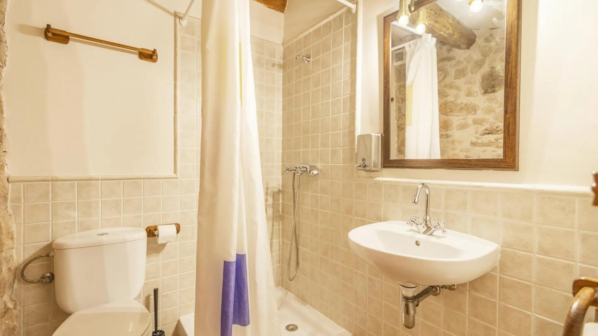 Mas Vilardaga La Baronia de Rialb Holiday home